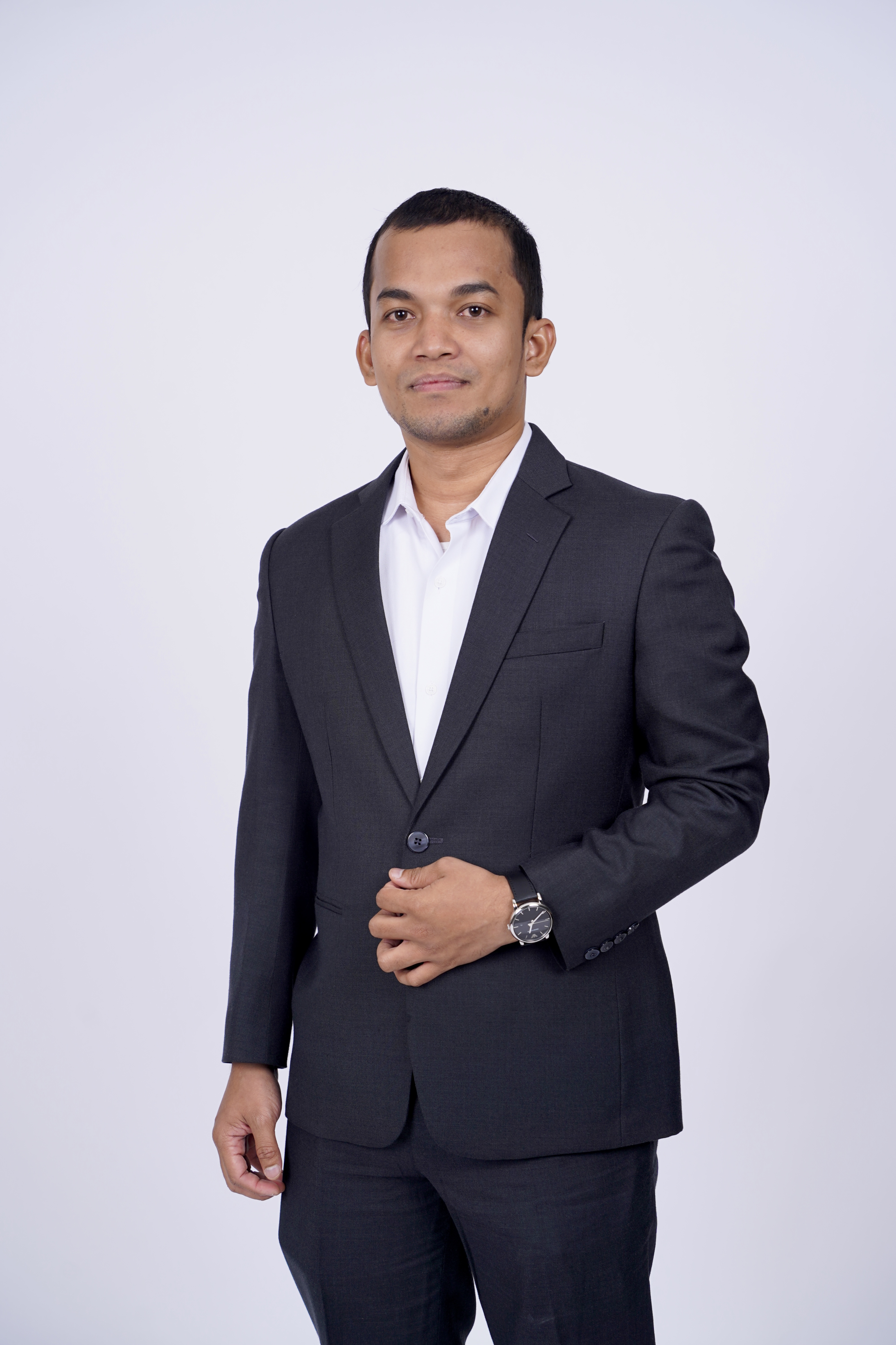 https://research.uiii.ac.id/image/azhari_mulyana.jpg